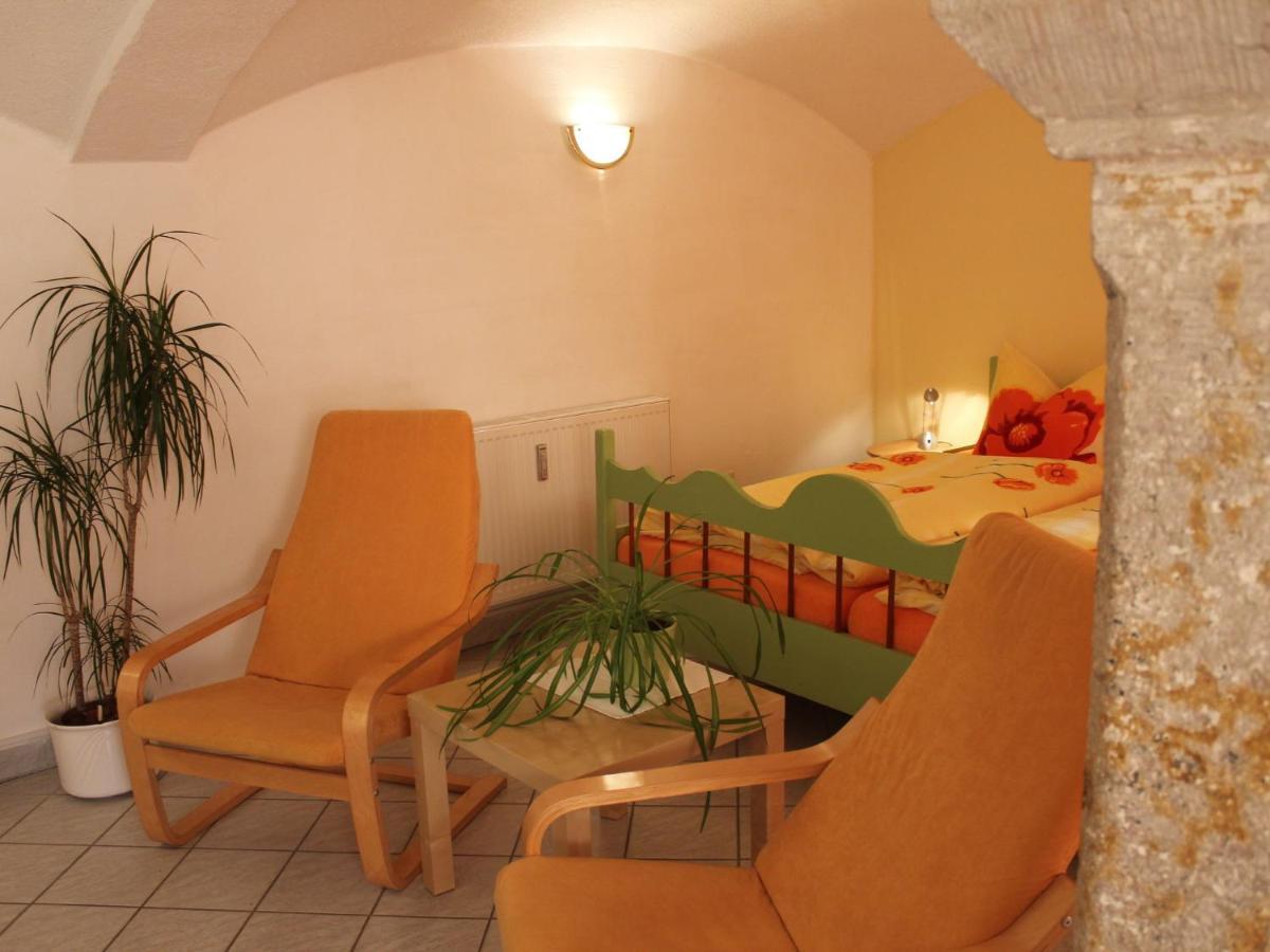 Comfy Apartment in Wei ig with Garden Weissig  Exterior foto